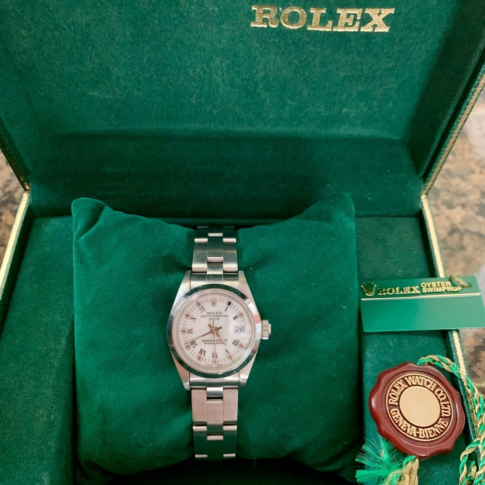 Women’s Rolex Oyster Perpetual Date White Roman dial